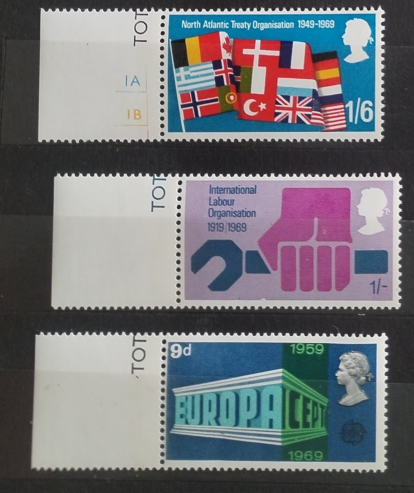 Velká Británie 1969 Výročí, Letadla a vlajky