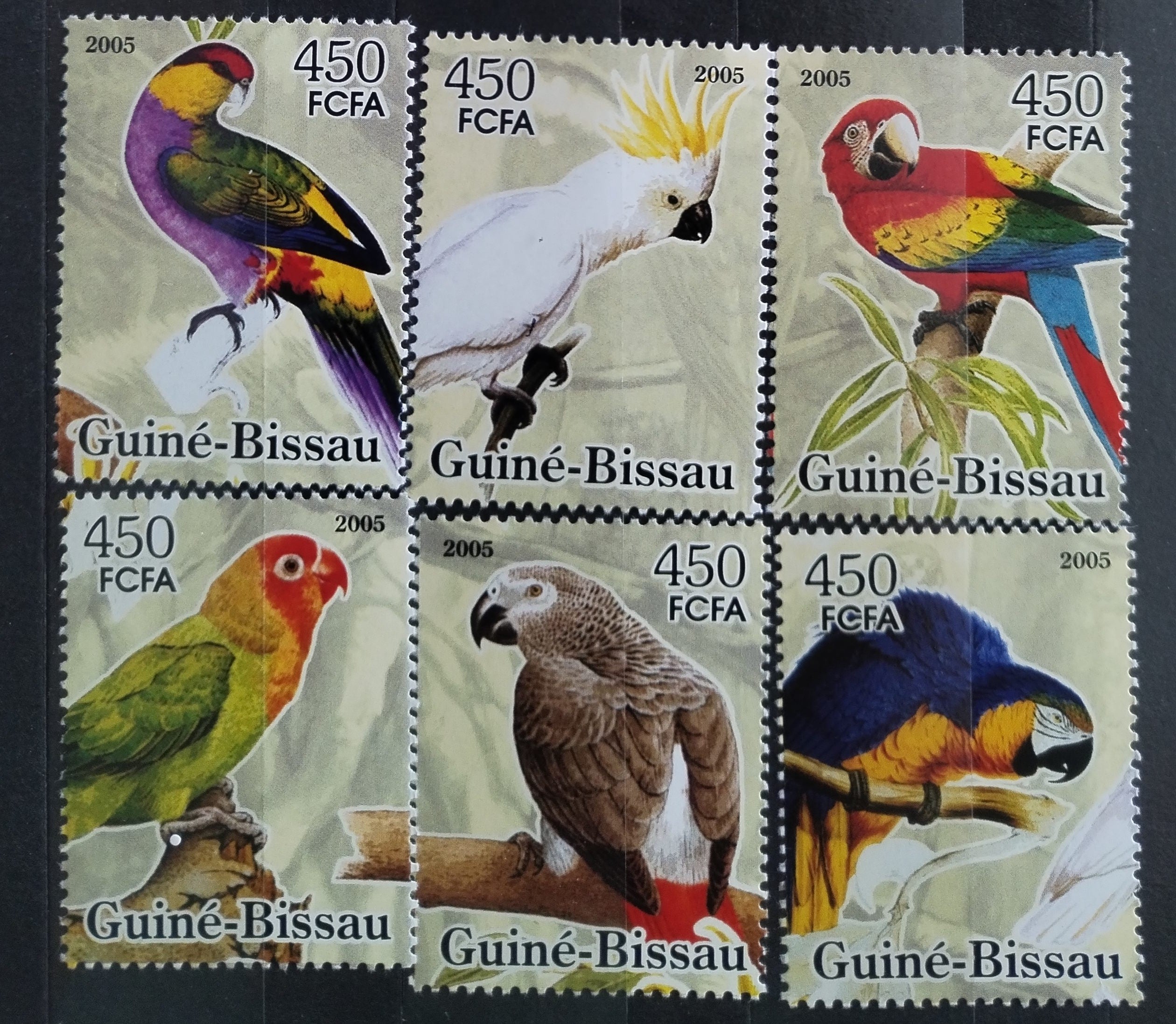 Guinea Bissau 2005 Papoušci a tropičtí ptáci