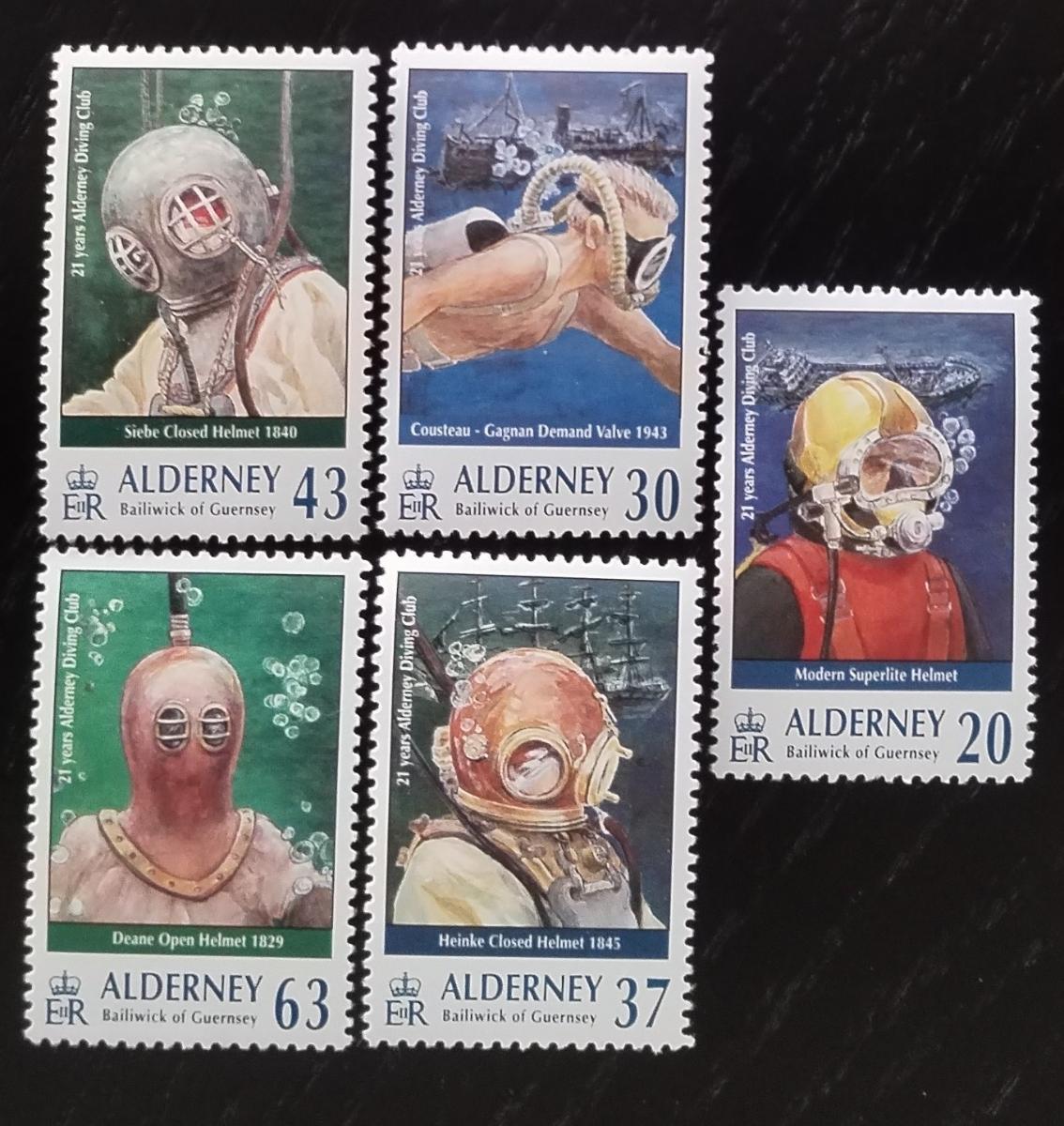 Alderney 1998 Ostrovní potápěčský klub, Historické vybavení