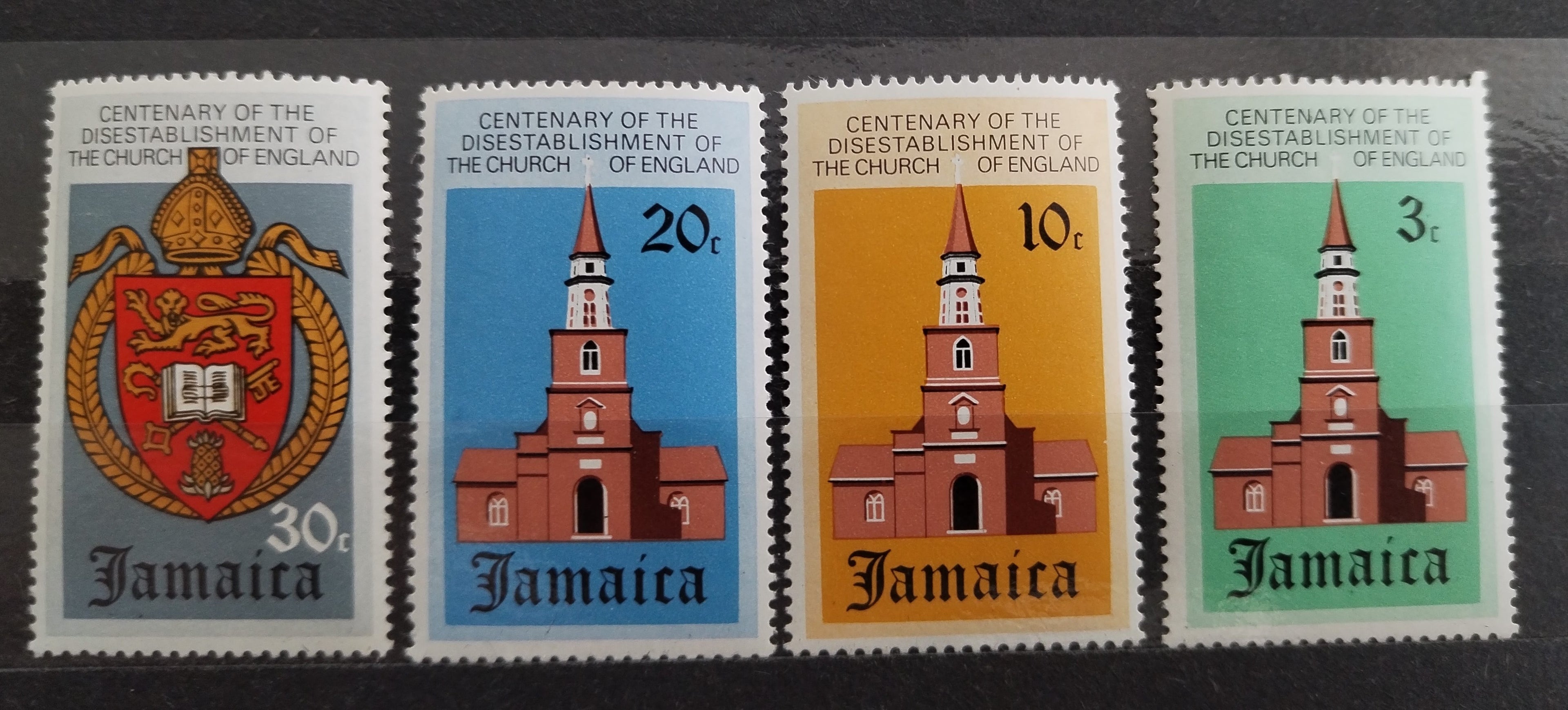 Jamajka 1971 Století anglikánů na ostrově, Kostely