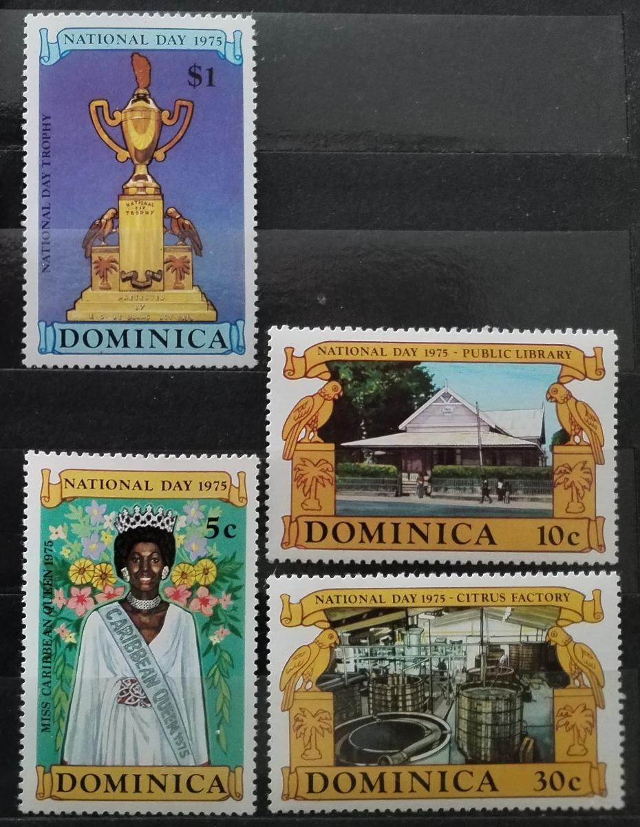 Dominika 1975 Národní den, Panoramata a tradice