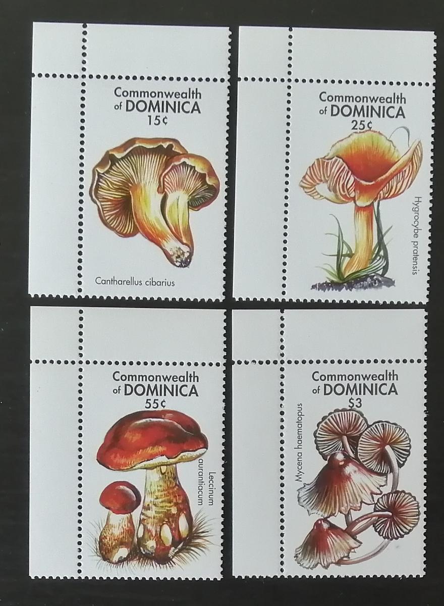 Dominika 2001 Mi.3172-5 4,4€ Ostrovní houby, mykologie a flora