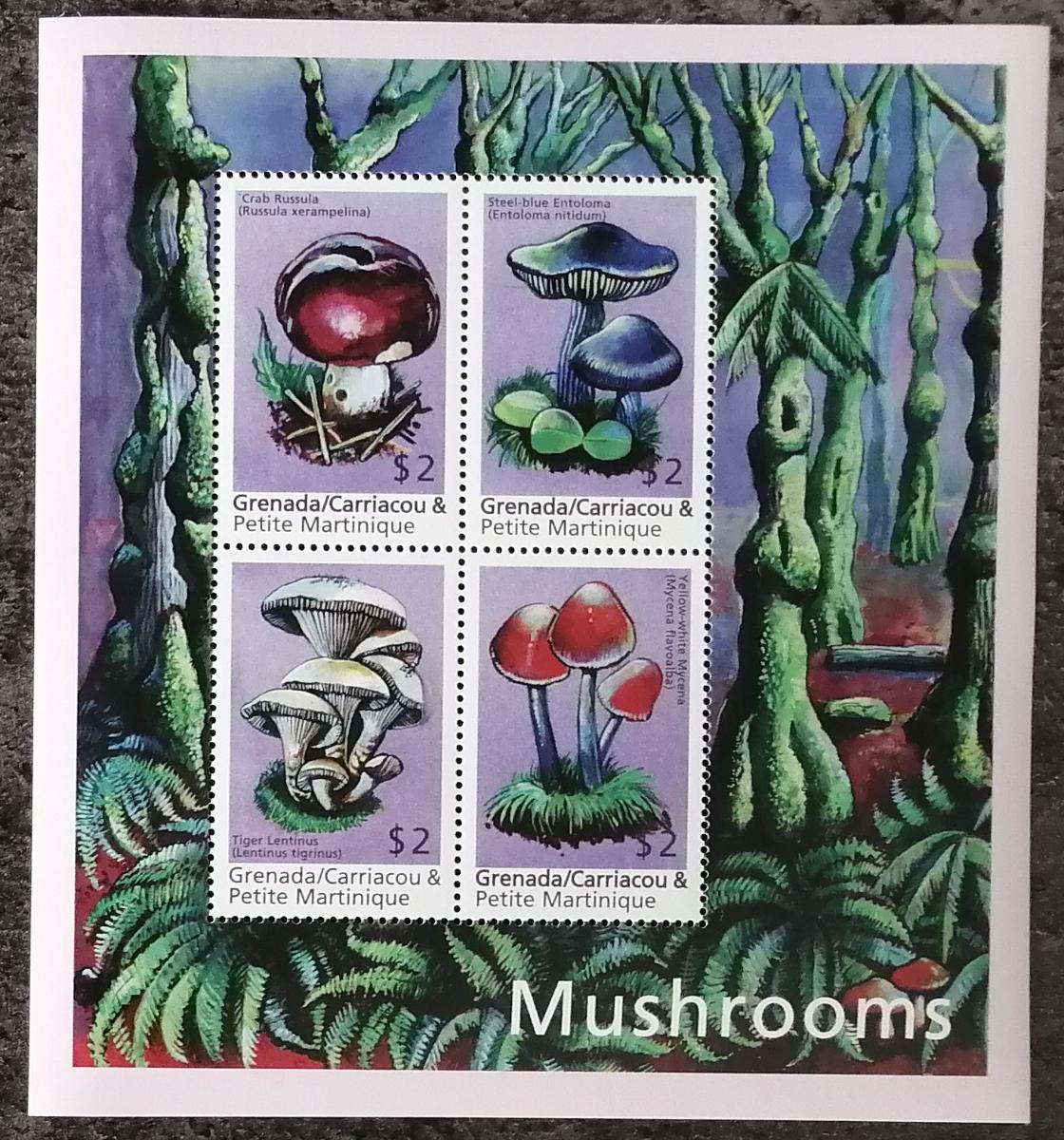 Grenadiny & Grenada 2000 9€ Houby a flora Karibiku, Mykologie II.