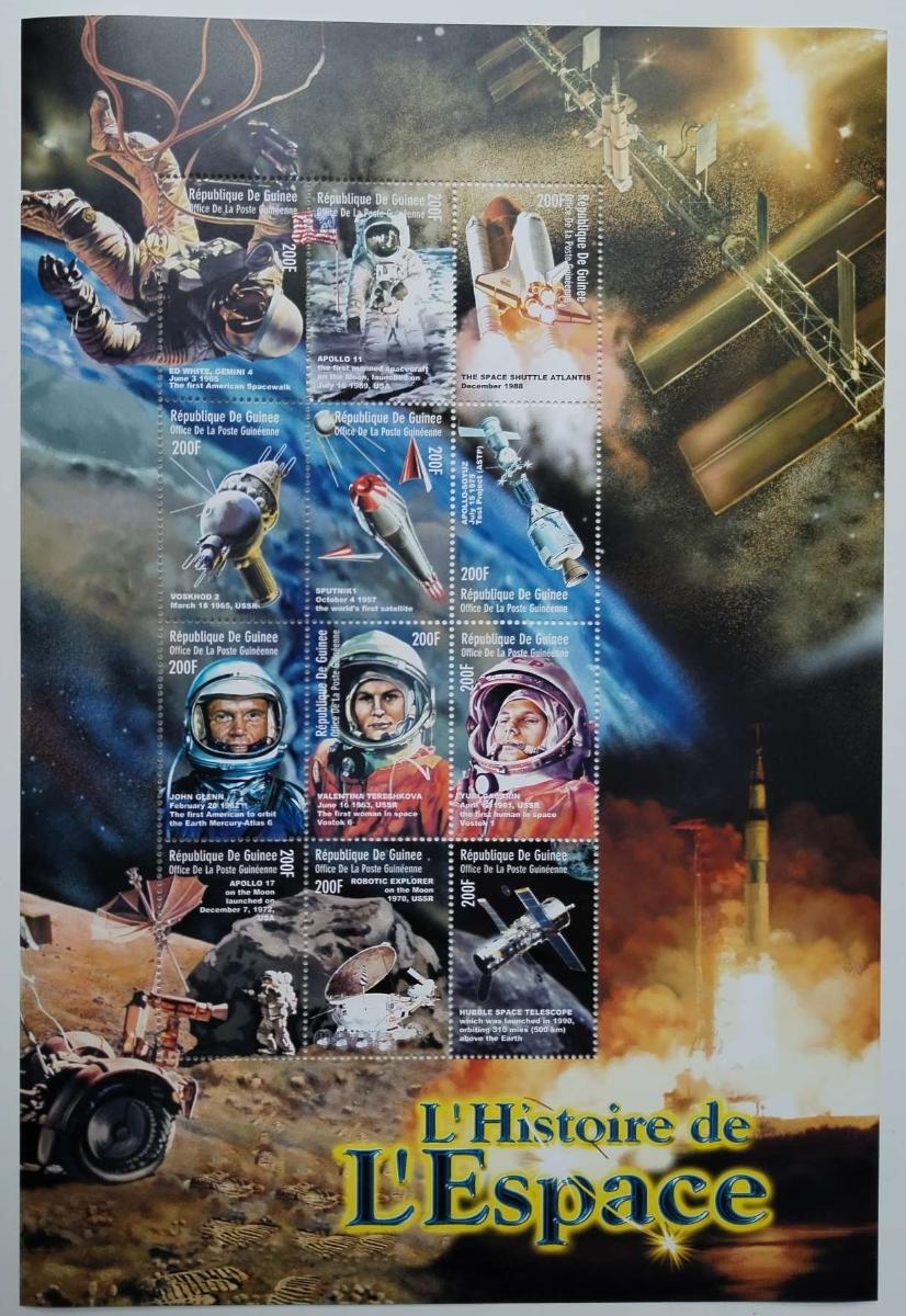 Guiena 2002 8,5€ Průzkum vesmíru a satelity, Družice a raketoplány