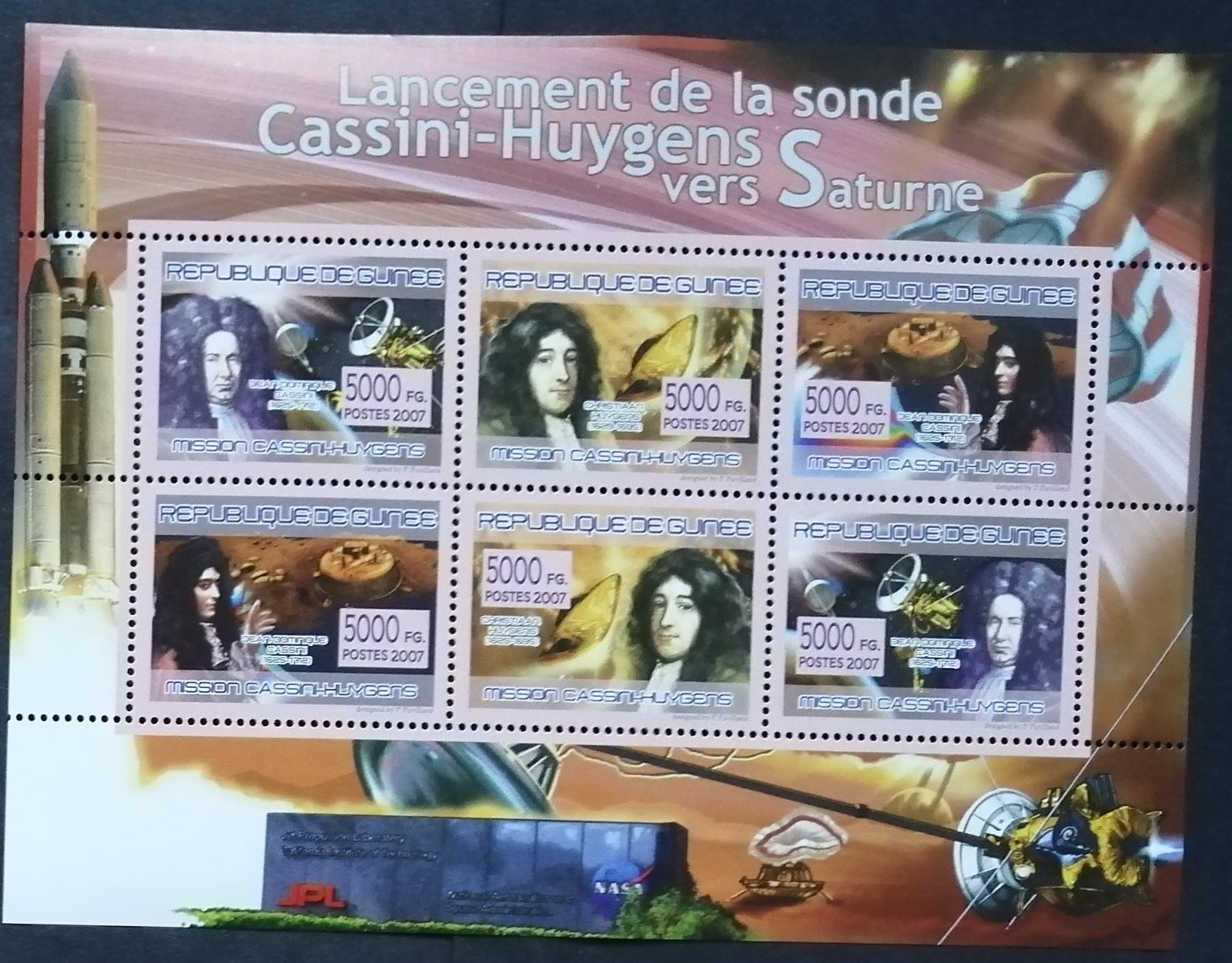 Guinea 2007 8,5€ Sonda Cassini-Hyugens a průzkum Saturnu, Vesmír