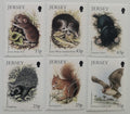 Jersey 1999 Fauna polí a zahrad, Netopýři a veverky