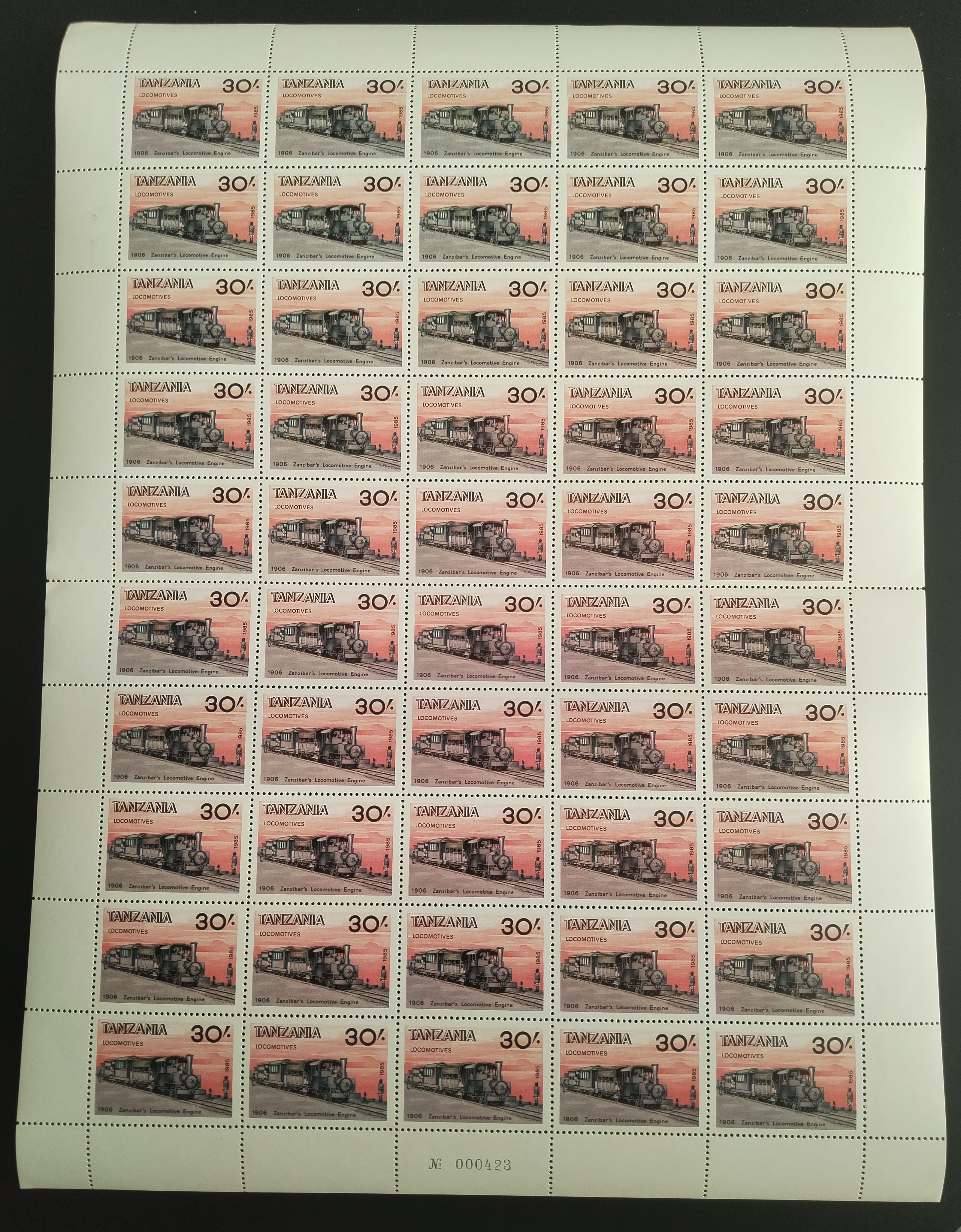 Tanzanie 1985 +60€ Tiskový arch hodnoty 30s, Vlaky