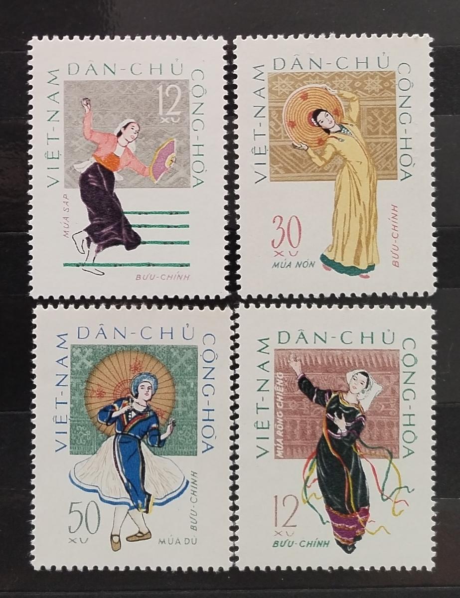 Vietnam 1962 20€ Tradiční kroje a tance